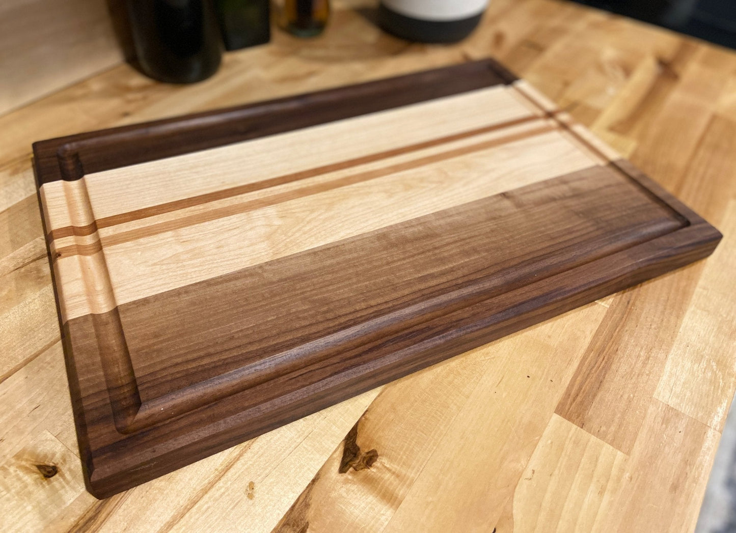 Hardwood Cutting Board | Walnut | Maple | Cherry - Seeds & Sawdust